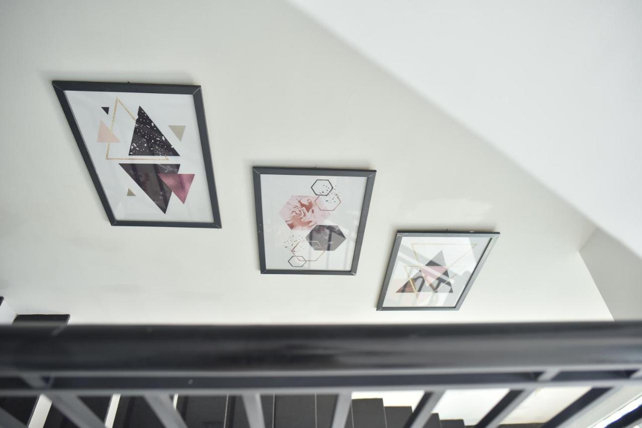 Lovely Homestay フエ エクステリア 写真